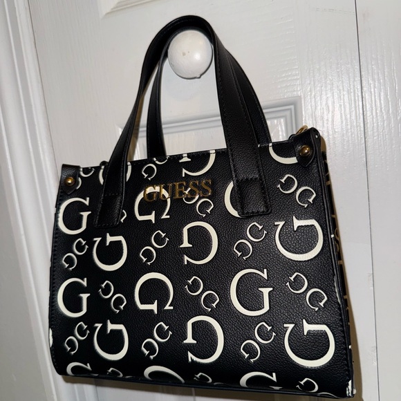 GUESS Black and Cream Satchel - Picture 5 of 7
